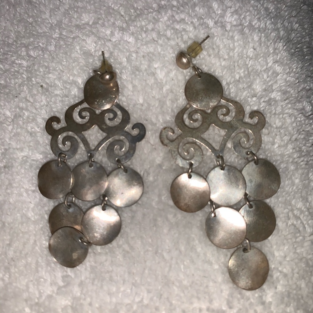 💜 3 for $20 Deal Chandelier dangle earrings